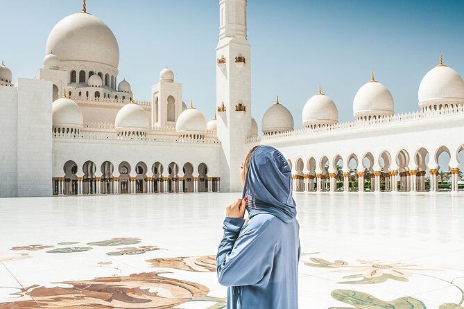 Abu Dhabi - Sheikh Zayed Grand Mosque Tour In A Private Vehicle - Why the guide can make or break a short tour