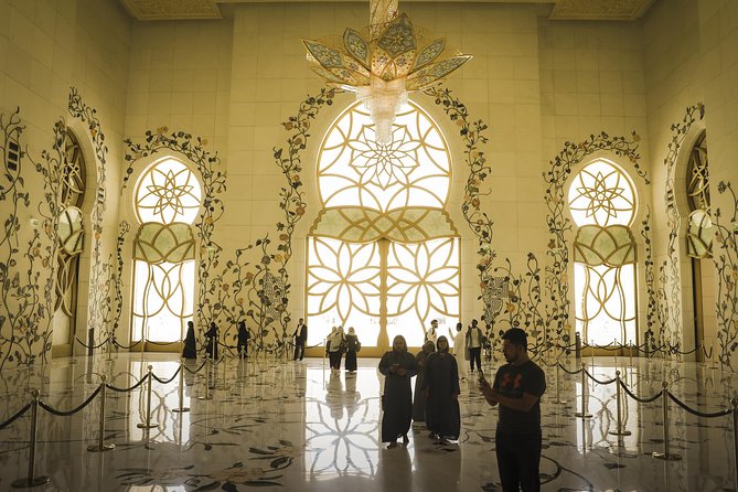 Abu Dhabi Sheikh Zayed Mosque Half-Day Guided Tour from Dubai - Following the Guided Visit