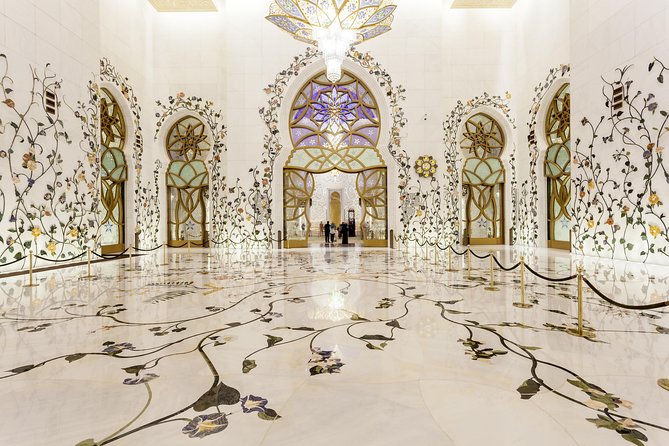 Abu Dhabi Sheikh Zayed Mosque Half-Day Guided Tour from Dubai - Marble, Domes, and the Main Prayer Hall