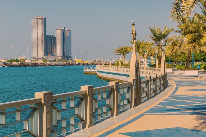 Abu Dhabi Sightseeing City Tour including Grand Mosque - Abu Dhabi’s Dates Market adds a useful local taste