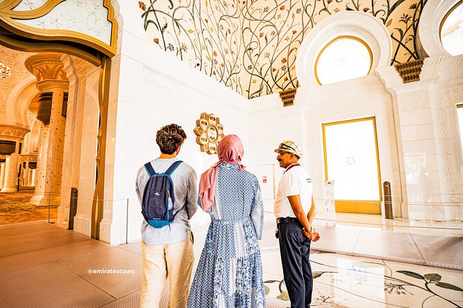 Abu Dhabi Sightseeing Tour: Sheikh Zayed Mosque, Heritage Village & Dates Market - Shopping for dates and nuts