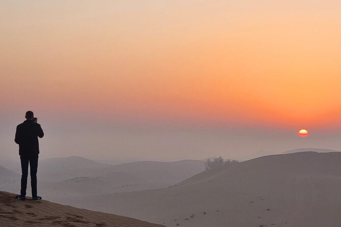 Abu Dhabi: Sunrise Desert Safari Experience - Dune bashing in a 4x4