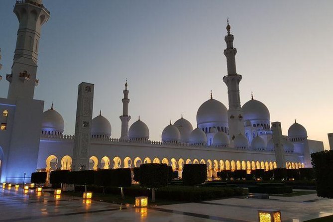 Abu Dhabi tour from Dubai small group with guide, Grand Mosque - Why this Abu Dhabi trip works as a first look