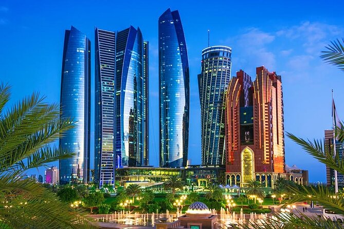 Abu Dhabi Tour Full-Day from Dubai small group with Grand Mosque - Art and antique displays at Etihad Modern Art Gallery