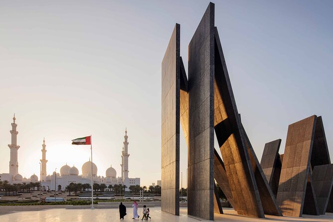 Abu Dhabi Tour with Sheikh Zayed Grand Mosque & BAPS Hindu Mandir - Heritage Village and the Dates Market