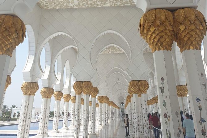 Abu Dhabi Tour with Sheikh Zayed Grand Mosque from Dubai - Eight hours, road time, and the pace of the day
