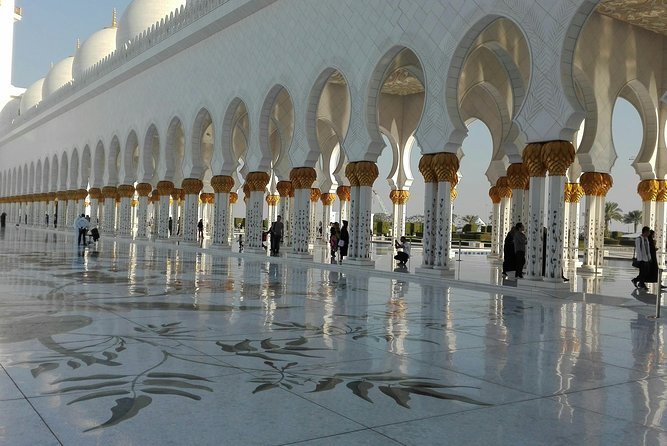 Abu Dhabi Tour with Sheikh Zayed Grand Mosque from Dubai - Emirates Palace, seen from outside