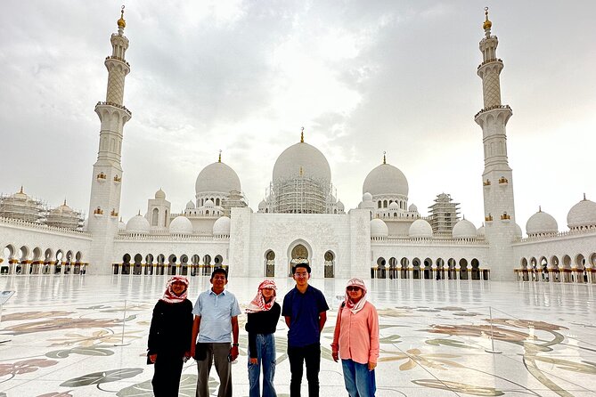 Abu Dhabi Tour with Sheikh Zayed Grand Mosque Visit - Key points at a glance