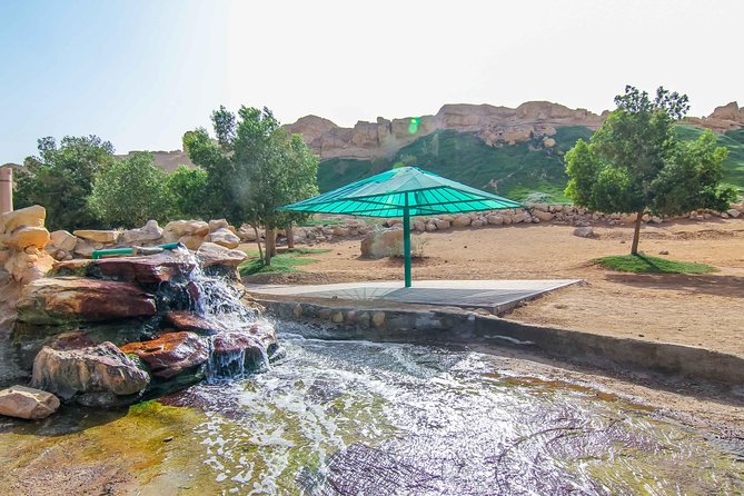 Al Ain City Sightseeing tour with Lunch from Dubai - Qasr Al Muwaiji puts modern UAE history first