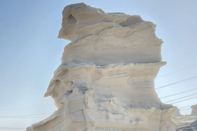 Al Wathba Fossil Dunes and Salt Lake Trip from Abu Dhabi - What the $90 price includes
