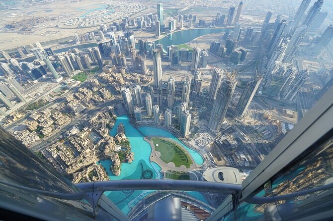 At the top burj khalifa dubai ticket with cafe treat - What the At the Top SKY ticket actually gives you