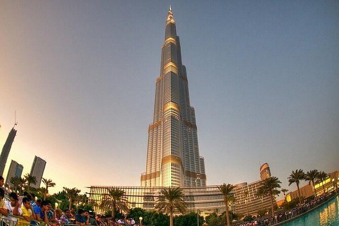 At The Top Burj khalifa Dubai Tickets - Virtual reality above the city