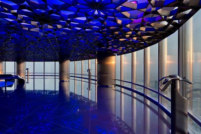 At the Top Burj Khalifa Level 124 & 125 Admission Ticket - Best Time to Take Photos