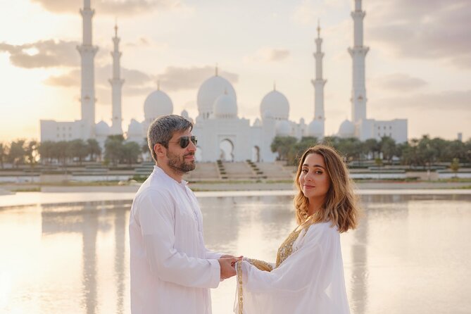 BAPS Hindu Temple And Sheikh Zayed Mosque Tour - The drive from Dubai to Abu Dhabi
