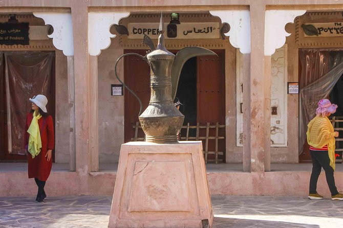 Best Attractions of Abu Dhabi City Day Trip from Dubai - Guides can shape the whole day