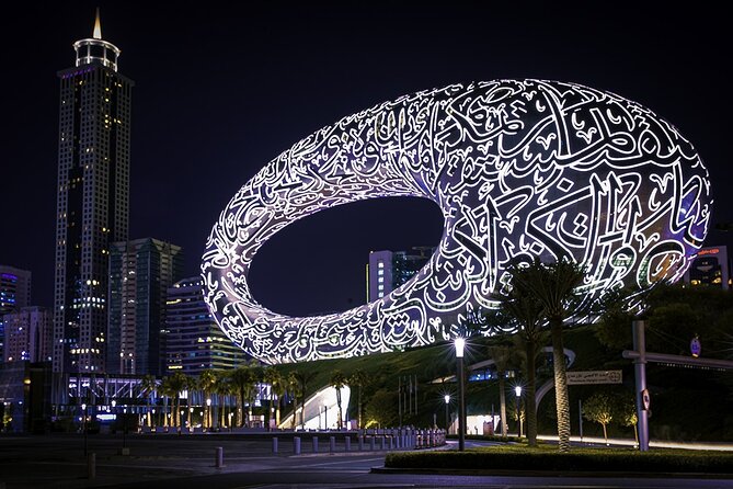 Big Bus Dubai Open Top Night Tour - How to make the ride more comfortable