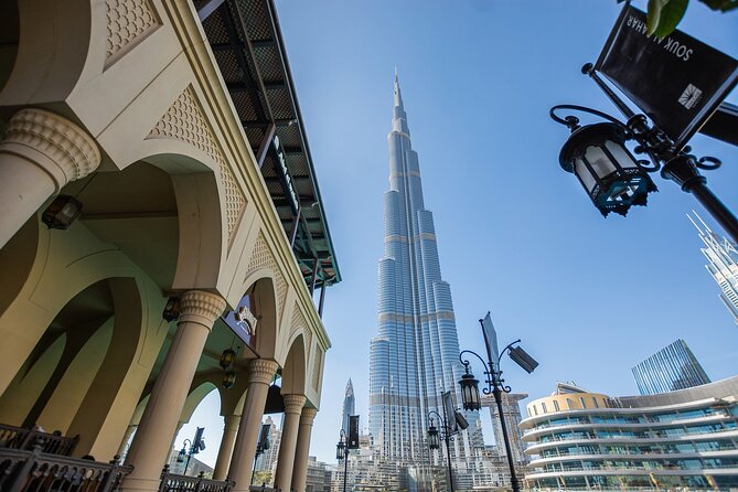 Burj Khalifa Tickets at the top (Level 124 and 125) - Choosing between peak and off-peak admission