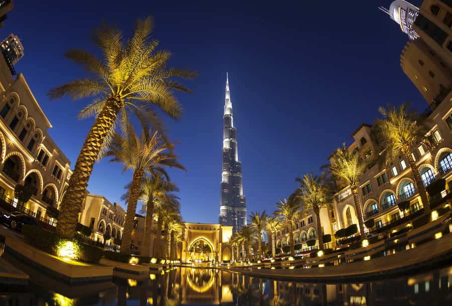 Burj Khalifa VIP Lunch – Michelin Dining & Porsche Transfer - A three-and-a-half-hour lunch above Dubai