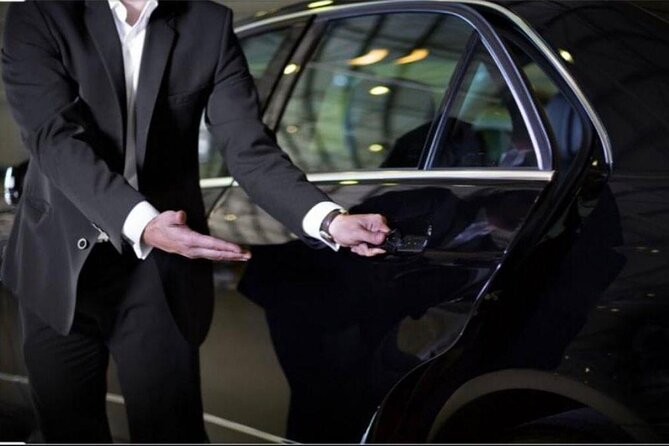 Cars With Driver Availabe In Dubai for daily basis - Punctual driving and driver service