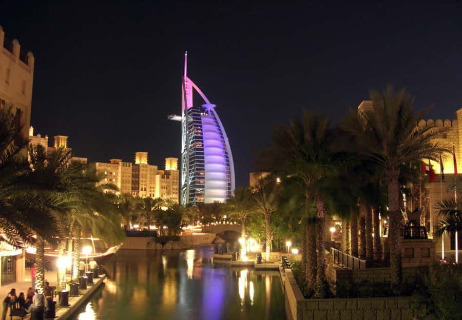 City of Lights: Dubai Night Experience - Why Dubai is better after sunset