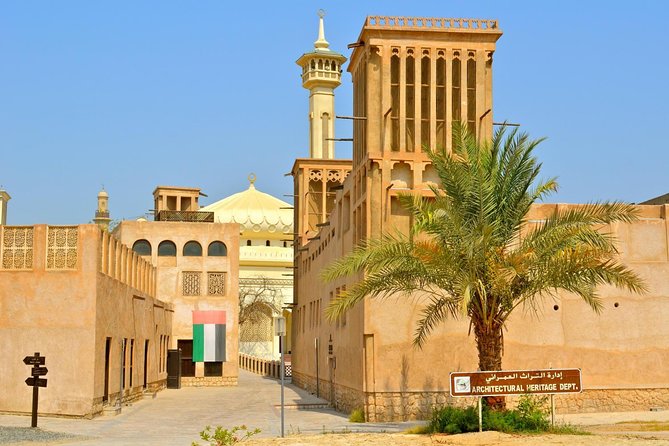 Combo Dubai City Tour and 4X4 Desert Safari with Dinner - Lahbab and the 20-minute dune bash