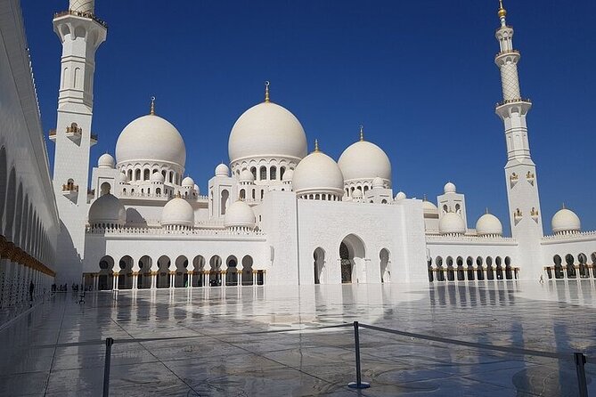 Combo Tour: Abu Dhabi Grand Mosque & Half-Day Dubai City Tour - The hotel pause makes the long day easier