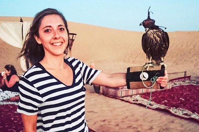 Desert Safari 4X4 Experience from Dubai - Belly dance, tanoura, and fire performances