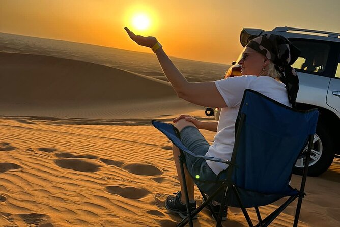 Desert Safari Adventures Dubai - Belly dancing, tanura, and fire shows