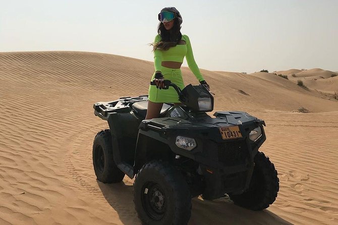 Desert Safari Dubai (PREMIUM VIP) - Red dunes and 30 to 45 minutes of dune bashing