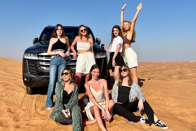 Desert Safari Dubai with BBQ - dinner, Sandboarding - Three evening shows after dinner