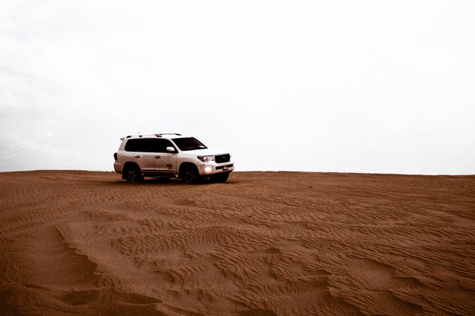 Desert Safari in Dubai with full package - no hidden cost - Arriving at the camp: activities before dinner