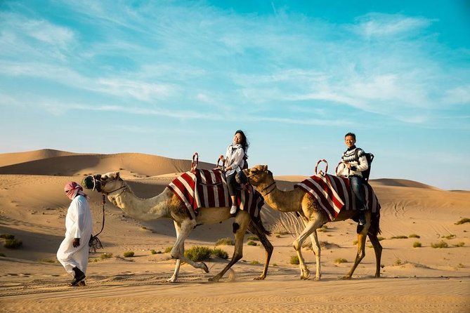 Desert Safari Trip, 6 Hour Fun, Friends & Family, Camel Ride & Dinner Included. - The shared 4x4 dune-bashing ride