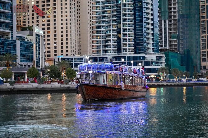 Dhow Cruise at Dubai Marina with Dinner - What the $40 price really covers
