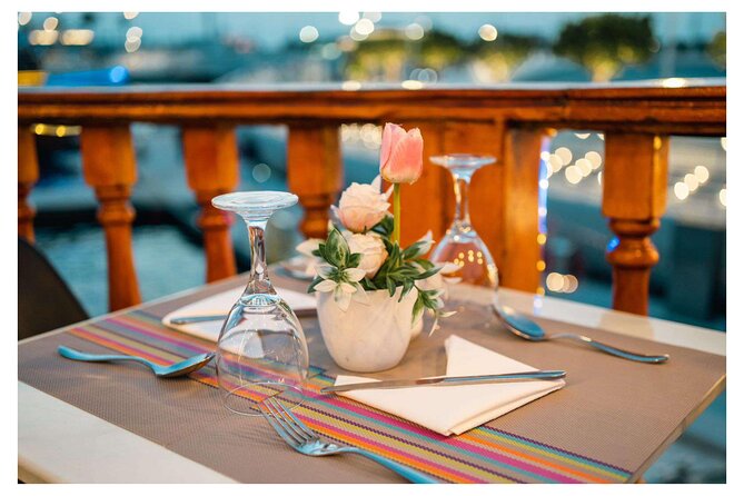 Dhow Cruise with Dinner at Dubai Al Seef - What you see along Dubai Creek