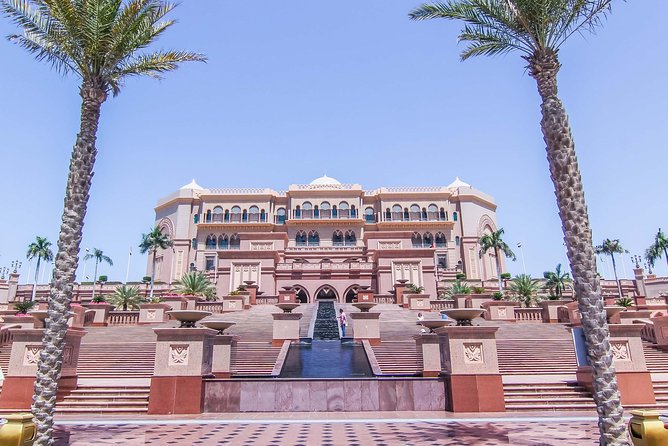 Dining Experience at iconic Emirates Palace Abu Dhabi - How the three options compare