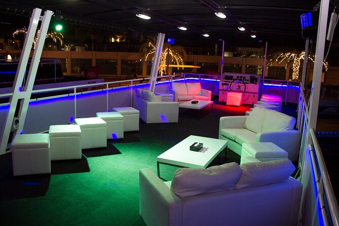 Dubai: 1-Hour Ain Boat Cruise - Arriving at Xclusive Yachts