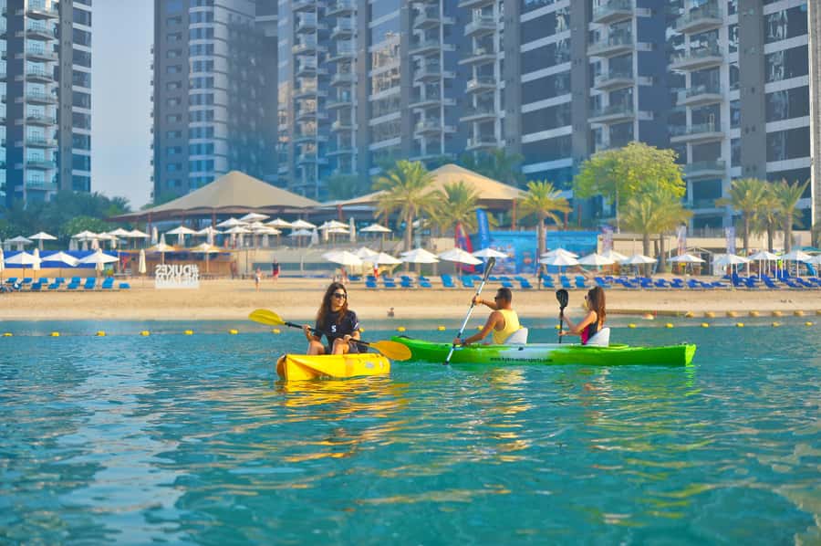 Dubai: 1-hour Kayaking or Stand Up Paddle at Dukes The Palm - How to make the hour better