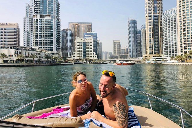 Dubai 1h Sea escape: little get away! - Drinks, Wi-Fi, and the Practical Extras
