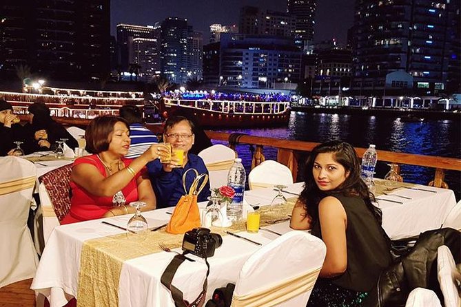 Dubai: 2-Hour Evening Dhow Cruise and Dinner - Dinner: Arabic Flavors and Familiar Favorites