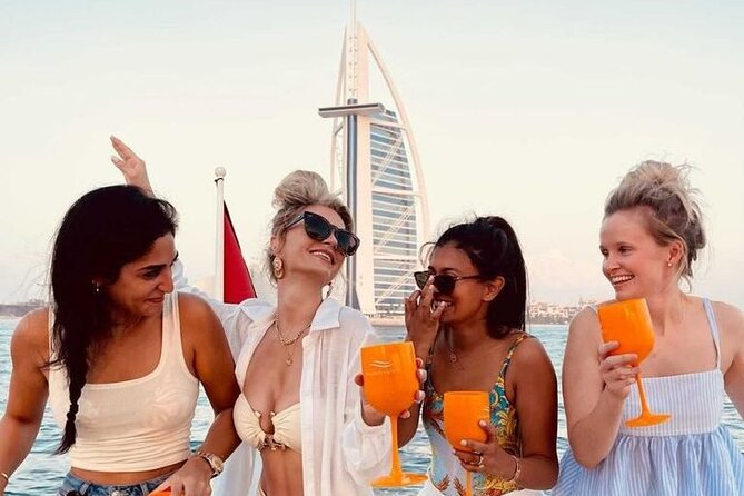 Dubai 3 Hour Private Luxury Yacht Charter with Jet Ski Option - What the $550 price means for your group