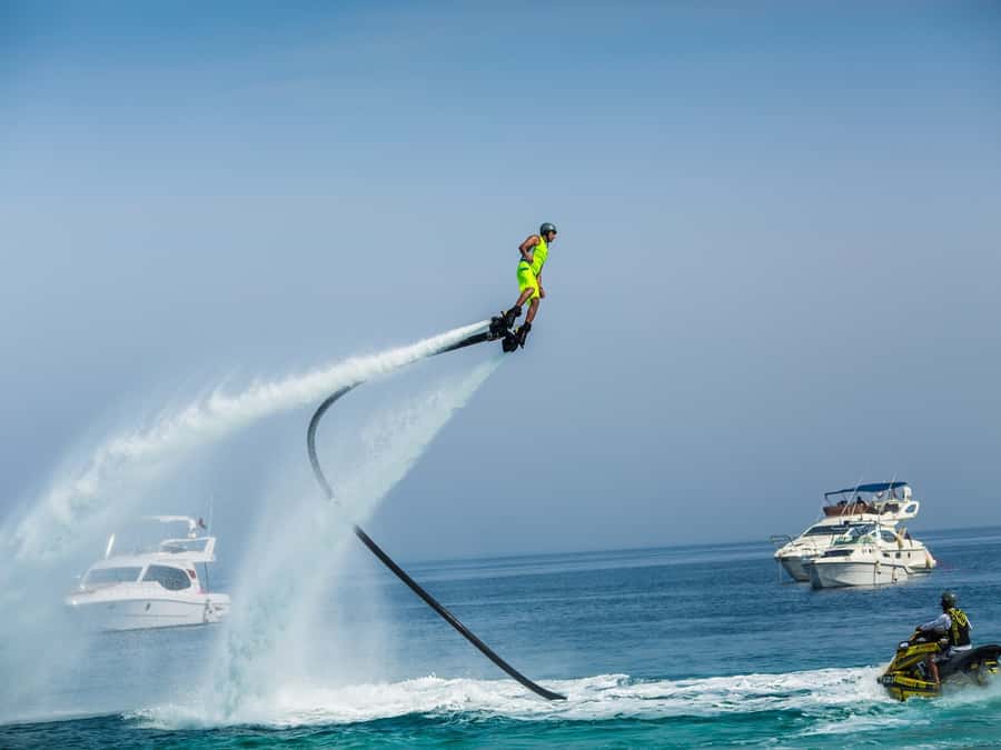 Dubai: 30-Min Flyboard Beginner Session at The Palm Jumeirah - The views and beach setting