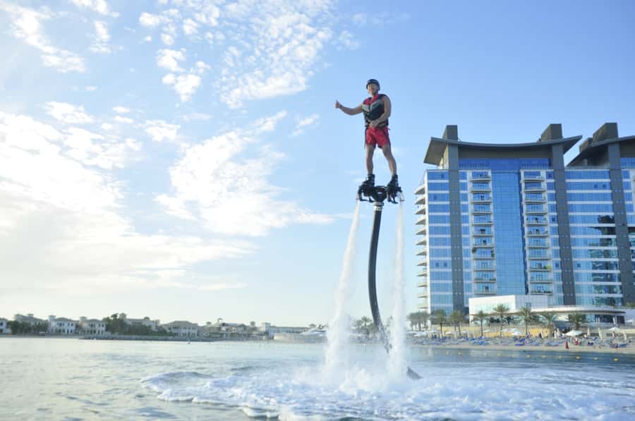 Dubai: 30-Min Flyboard Beginner Session at The Palm Jumeirah - What the 30-minute session feels like