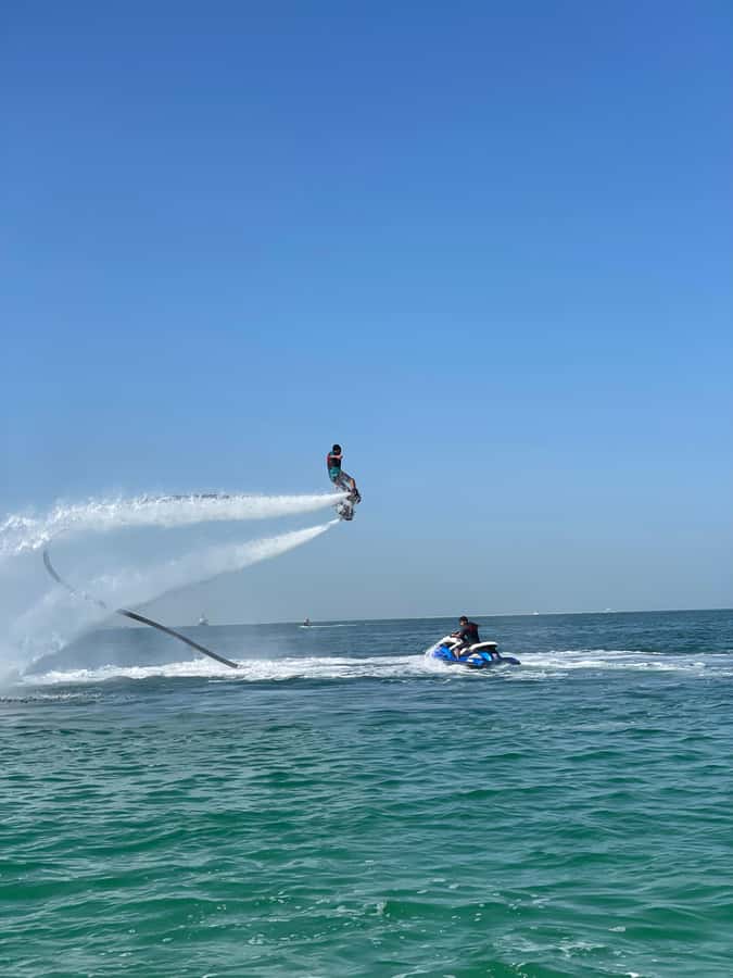 Dubai: 30-minute Flyboard with Instructor and Free Ice Cream - What flyboarding in Dubai actually feels like
