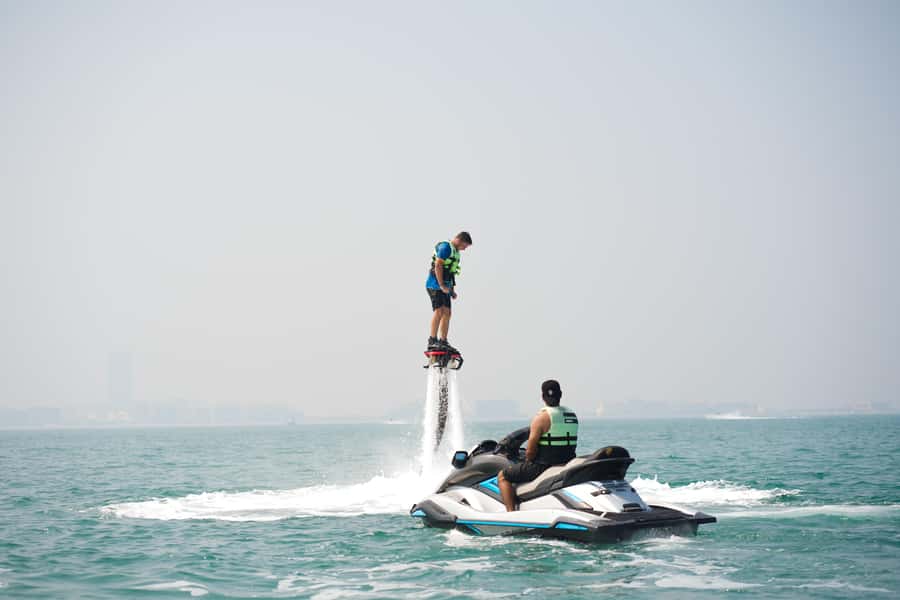 Dubai: 30-minute Flyboard with Instructor and Free Ice Cream - Thirty minutes on the flyboard