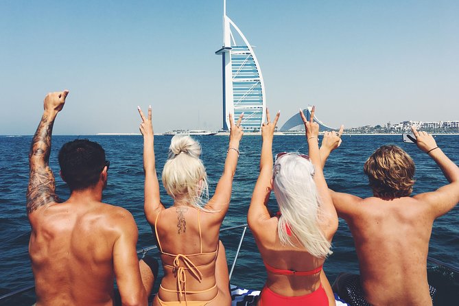 Dubai 3h Sea escape: Swim! Tan! Sightsee! - Palm Jumeirah and Atlantis the Palm