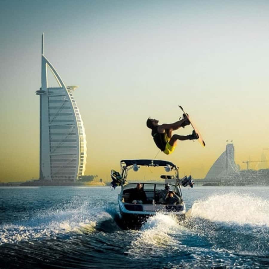 Dubai: 45Min Wakeboarding Experience - Equipment, facilities, and the details that help