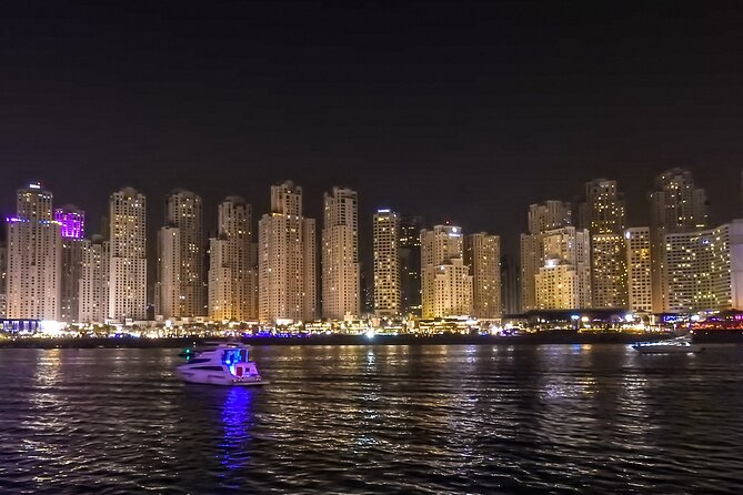 Dubai 5 Star Marina Dhow Cruise Dinner with Transfers - How the Service Can Affect the Night