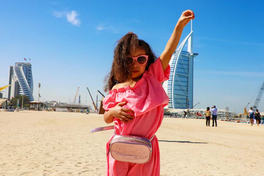 Dubai: 6-Hour Sunset Tour with Burj Khalifa Tickets - What the private vehicle and guide add