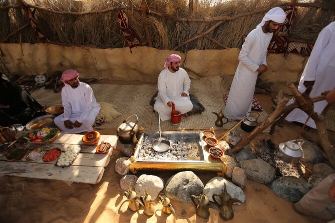 Dubai: Bedouin Culture Safari - Breakfast with stories and a local dance