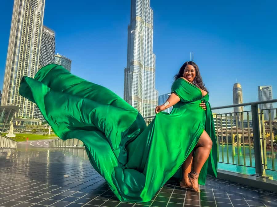 Dubai: Burj Khalifa Flying Dress Videography Shoot - Burj Khalifa: the essential Dubai frame